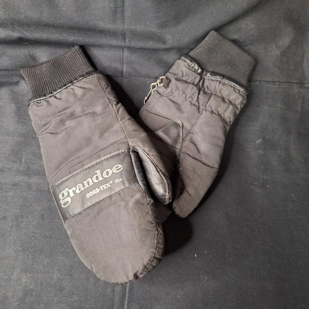 Grandoe Vintage Gore-Tex Mittens Black Leather Palm Winter Ski Gloves WPL 9633‎